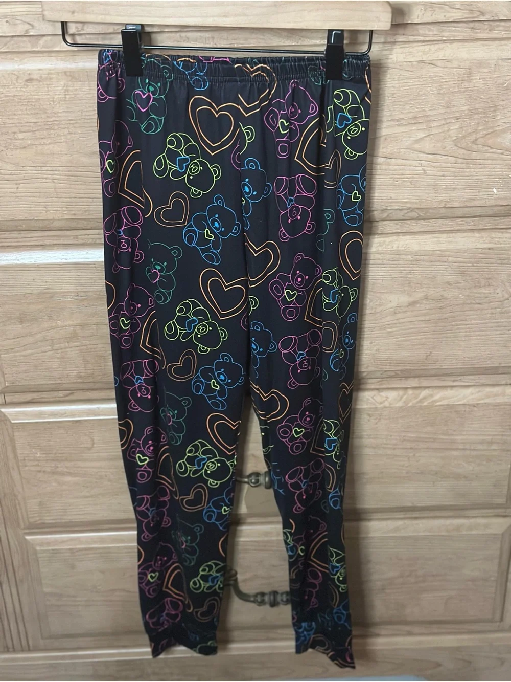 Black Neon Heart & Teddy Bear Print Matching 2pc Cropped Top & Pants Tween Set